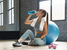 Cvicenie_Fit lopta_ Cinky_Voda